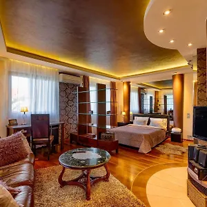 https://rondo-verona.hotelswroclaw.com